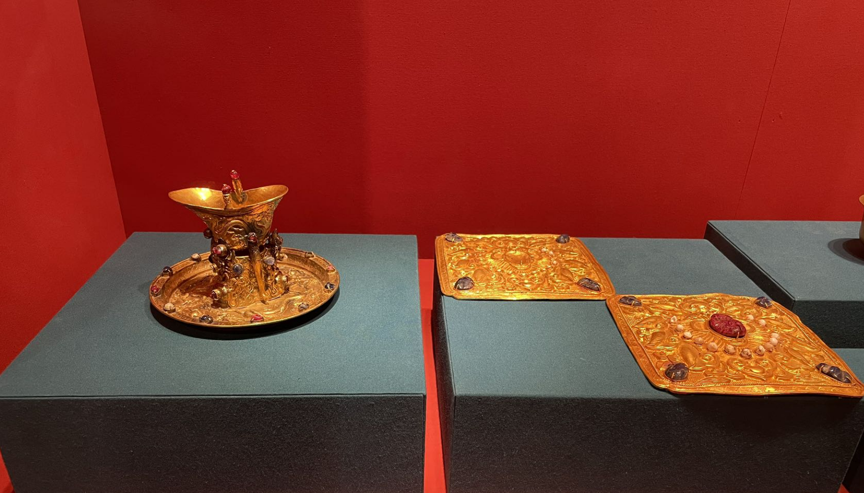 这些国宝级文物，你见过几个？|玛瑙杯|莲瓣|陕西历史博物馆_新浪新闻