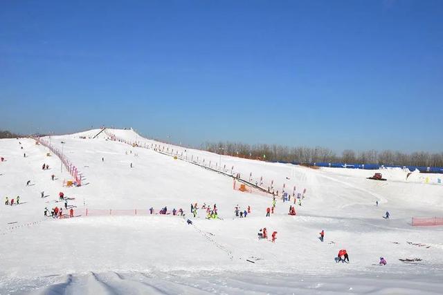 欢乐雪世界滑雪场图片